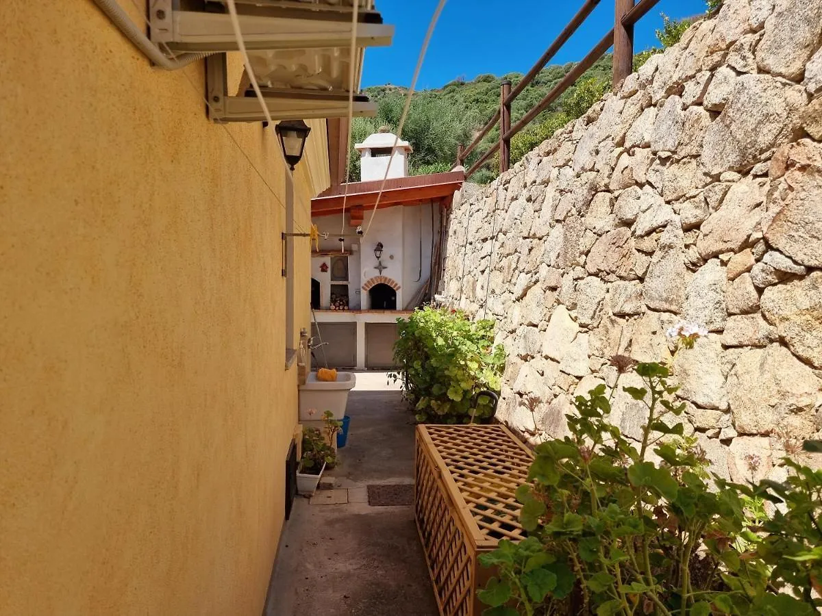 Villa Il Borgo Del Mare Budoni 0*,
